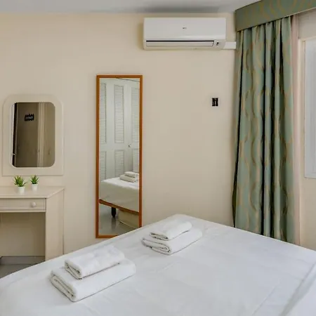 Διαμέρισμα Riviera Seaview Getaway *