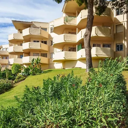 דירה Riviera Seaview Getaway מיחאס