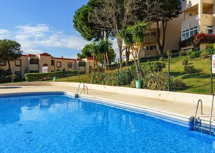 Riviera Seaview Getaway מיחאס